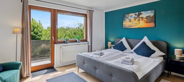 VEGA animal friendly apartment with balcony | near IRT Föhren and Moselle