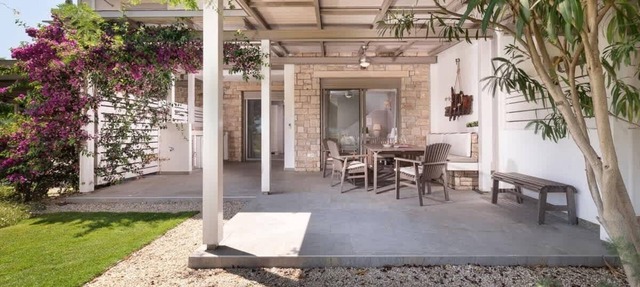 Villa 2 with BBQ, Basketball, Ping Pong Table