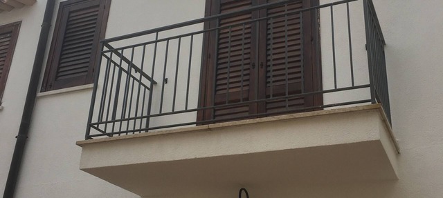 Villa A 100 M FROM THE SEA AND 50 M FROM THE HISTORICAL CENTER