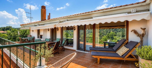 Villa Acropolis Serres With Parking Next to Center