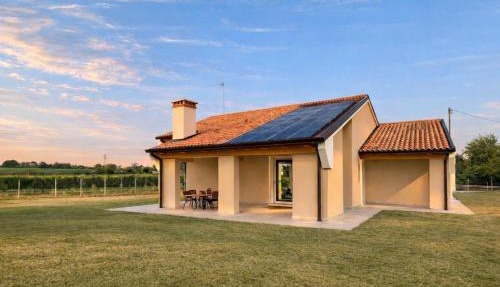 Villa Alberti - Elegant, Spacious & Bright Villa