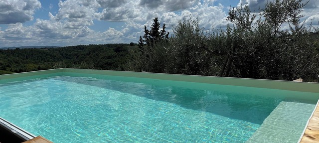 Villa Andrei, a relaxing bath in the Tuscan countryside with private pool