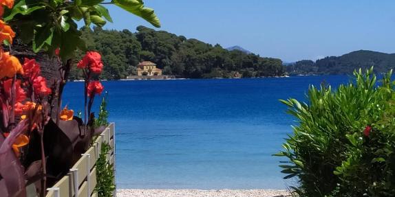 Villa Arktos
