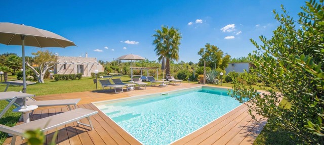 Villa Assunta With Pool Near The Sea, Melendugno, Italy
