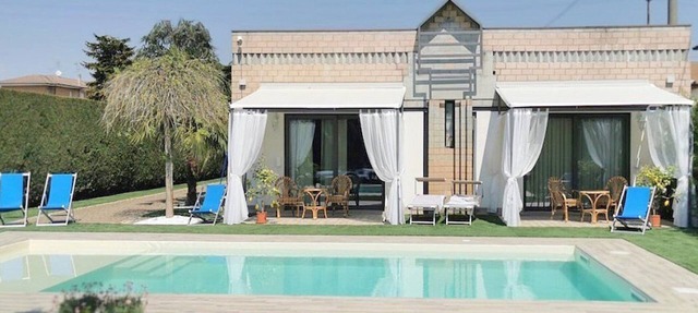 Villa Bacio: An elegant and welcoming two-story villa situated at a short distance from the Adige river, with Free WI-FI.