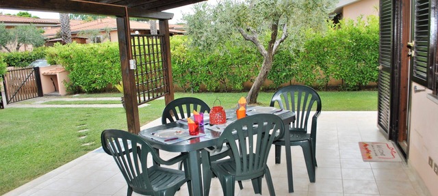 Villa Barbie between Terracina and Sperlonga, 400 mt from beach