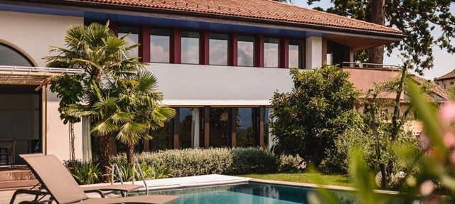 Villa Baronessa * Design villa with pool, sauna and large private garden