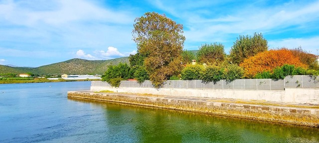 VILLA CECILIA BETWEEN LAKE AND SEA. SPECIAL OFFER IF YOU BOOK NOW !