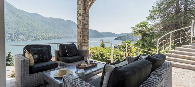 Villa Chiara Moltrasio With Private Garden by Rent all Como
