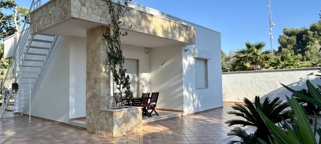 Villa Edoardo with pine forest 250 meters from the sea