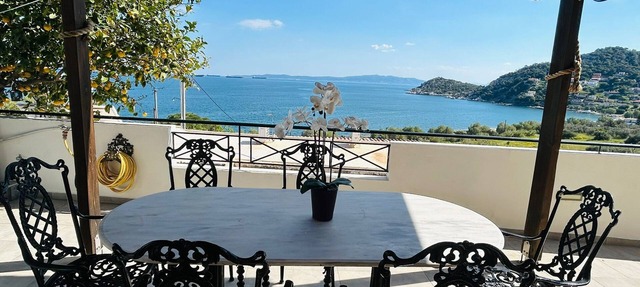 Villa Eli -