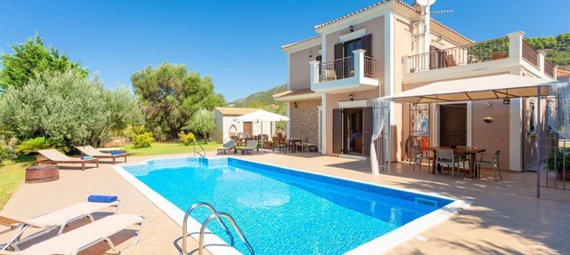 Villa Eufrosini - Three Bedroom Villa, Sleeps 7