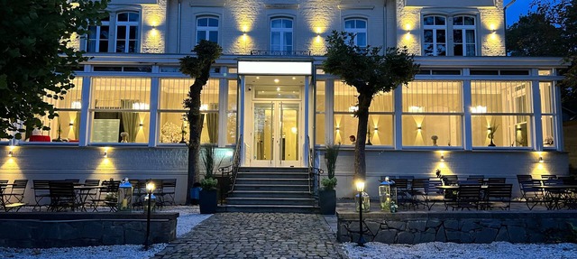 VILLA FIRST im Sophienhof