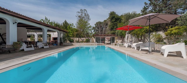 Villa 'Gaia' with Private Pool, Wi-Fi and Air Conditioning