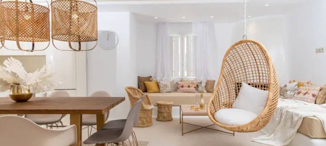 Villa Gold&White