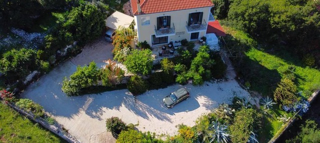 Villa Hara