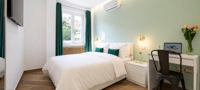 VILLA IN BED