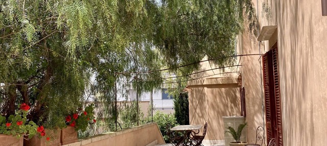 Villa in historic center with pool