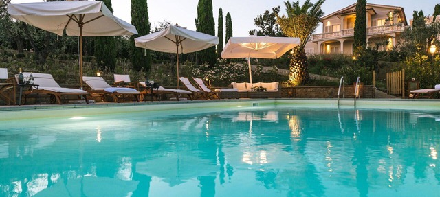Villa in La Chiesa Collegozzi with 8 bedrooms sleeps 16