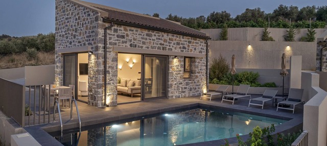 Villa Ioannis - With Private Heated Pool