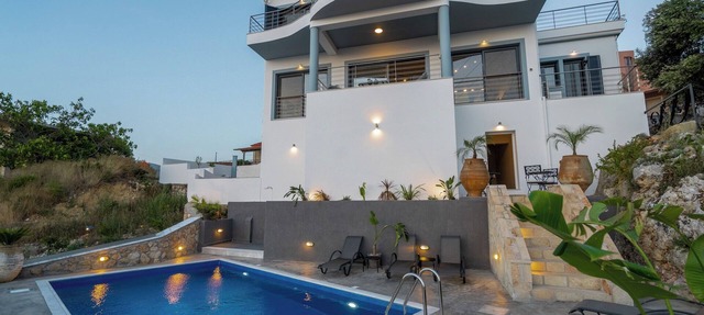 Villa Katia - Panoramic Sea View 4BR near Lassi
