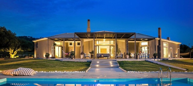 Villa Katrin Walking Distance from the Beach