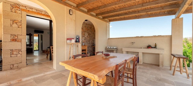 Villa 'La Casa Di Rollo' with Private Terrace, Private Garden and Air Conditioning