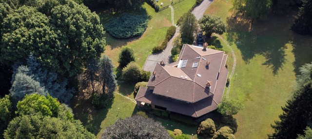 Villa La Fortezza - Six Bedroom Villa, Sleeps 12