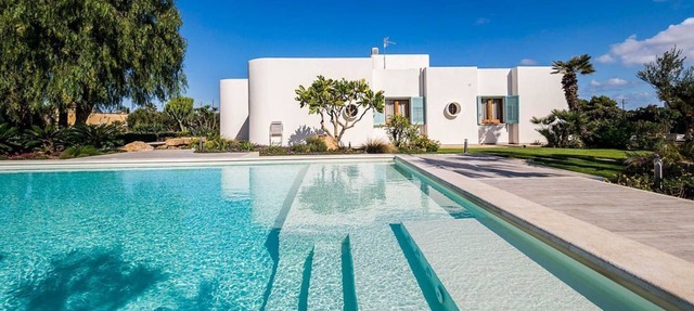 Villa Marettimo - Seven Bedroom Villa, Sleeps 14
