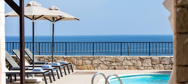 Villa Nikos - Private Pool & Seaview only 500m from the Beach