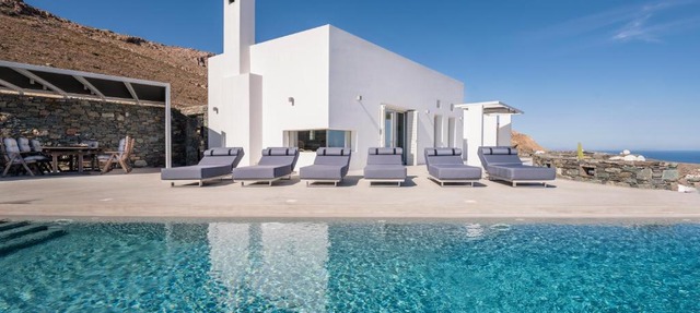 VILLA NITES