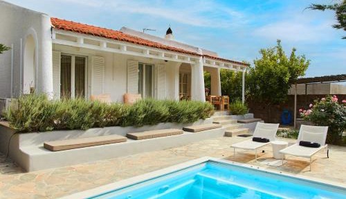 Villa NS