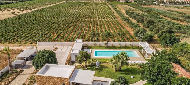 Villa Ortesi - Five Bedroom Villa, Sleeps 10