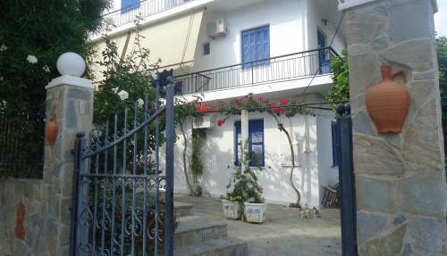 Villa Popi