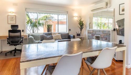 Villa Rosa Brunswick East