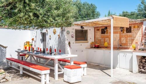 Villa Simone Vacation Villa With Garden - Happy Rentals