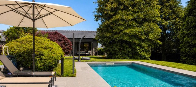 Villa Simonetta - Modern Design Home with Pool & Garden near Lake Como and Switzerland