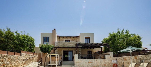 Villa Stamatis - Private Pool & Breathtaking Seaview, 500m from the Beach