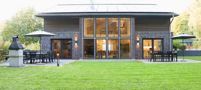 Villa Thormarcon, Plauer See, 20 Gäste, Sauna+Pool