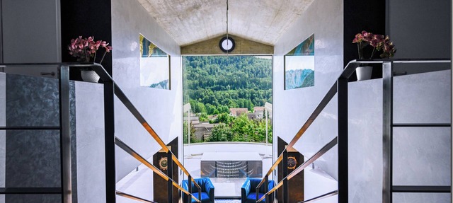 Villaexperience: Exclusive! 450m2, 5 bedrooms, 5 bathrooms, free parking spaces