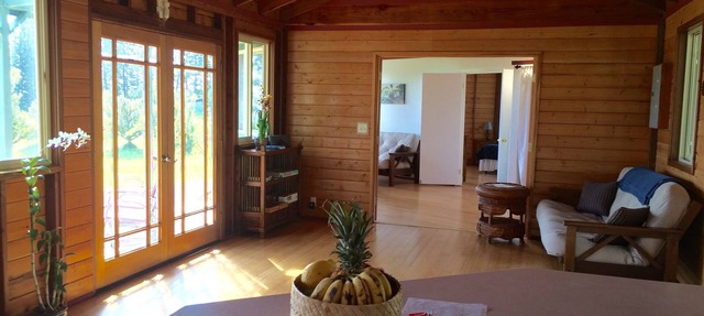 Visit Aina Mana Hale(home on land of sacred power)on the beautiful Hamakua Coast