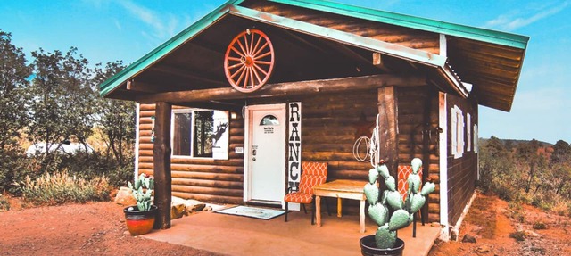 W-W: Ranch Mountain Cabin, Cute and Quaint