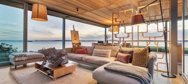 Waiheke Island Coastal Retreat