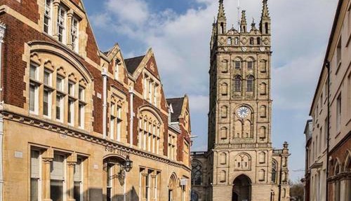 Warwick Post Office Apartment