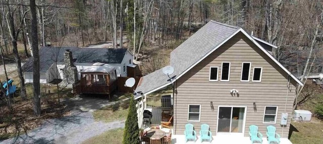 Waterfront Access Homes | Sleeps 12 + Dog-Friendly