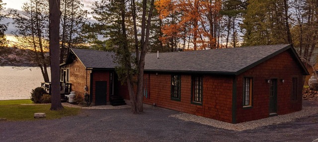 Waterfront Adirondack Camp on Willsboro Bay - Dock, Kayaks, Fireplace