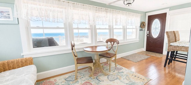 Waterfront Delaware Bay Escape
