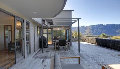 Waterfront Escape