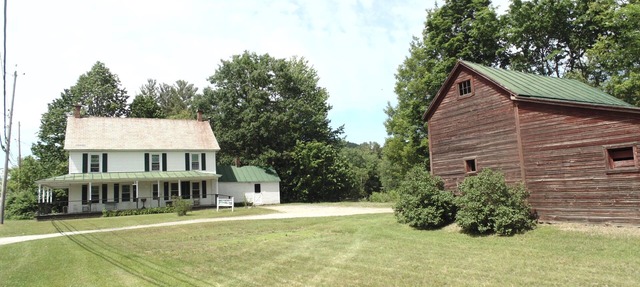 WATERFRONT FARMHOUSE