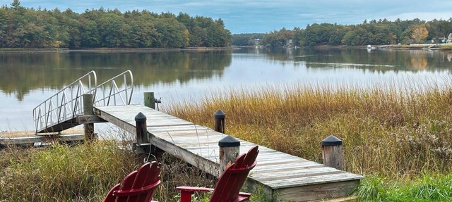 Waterfront Oasis~Pool Table~Deck~Dock~Garage